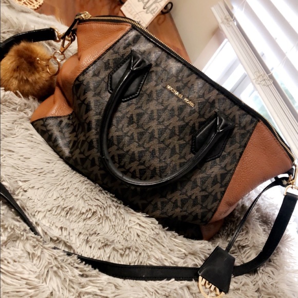 Michael Kors handbag - Picture 1 of 6